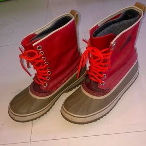 SOREL waterproof rain boots, red, size 8 USA/ 40 EUR